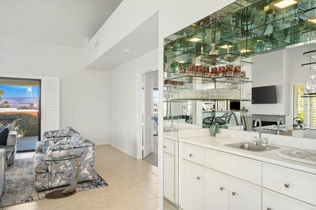 48624 Torrito Court, Palm Desert, CA 92260