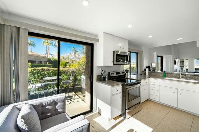 48624 Torrito Court, Palm Desert, CA 92260