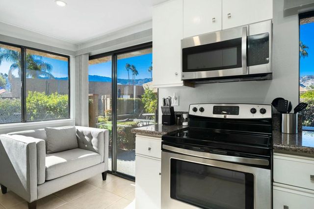 48624 Torrito Court, Palm Desert, CA 92260