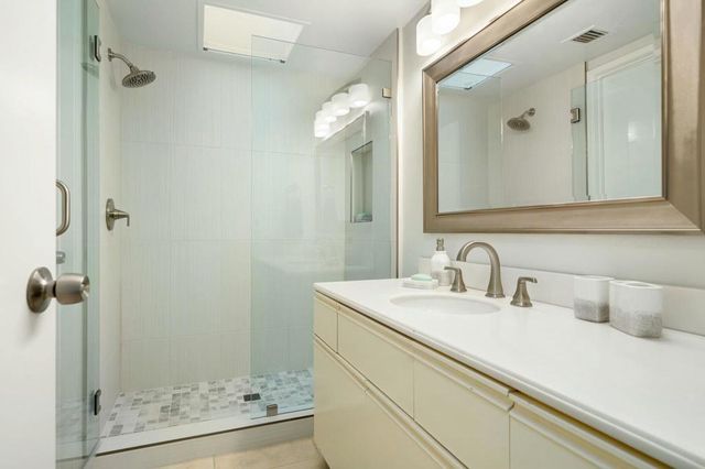 48624 Torrito Court, Palm Desert, CA 92260