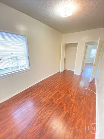 344 Price Street, Savannah, GA 31401