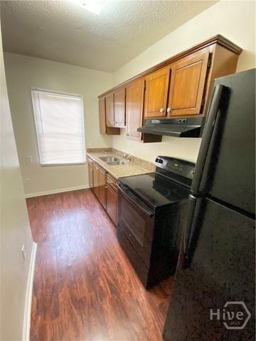 344 Price Street, Savannah, GA 31401