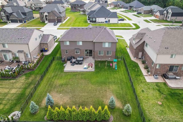 24487 Brookshire Drive, Macomb, MI 48042