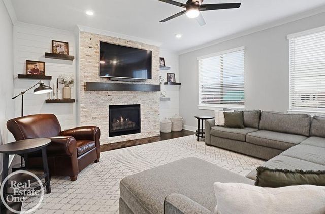 24487 Brookshire Drive, Macomb, MI 48042