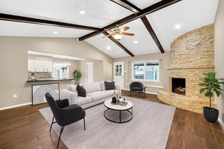 7618 Twin Hills Drive, Houston, TX 77071