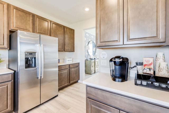 18634 Manor Gate Drive, Lowell, IN 46356