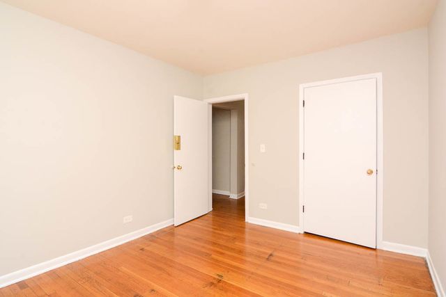 5736 N Winthrop Avenue 314, Chicago, IL 60660