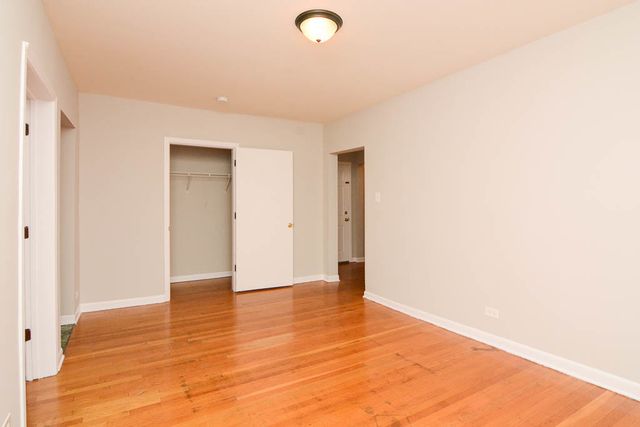 5736 N Winthrop Avenue 314, Chicago, IL 60660