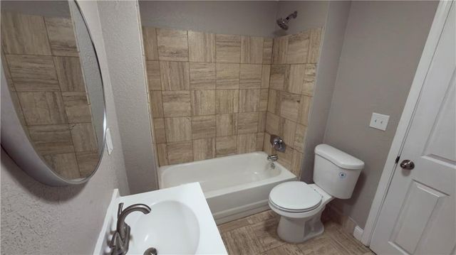 5610 Miami Avenue, Kansas City, KS 66106