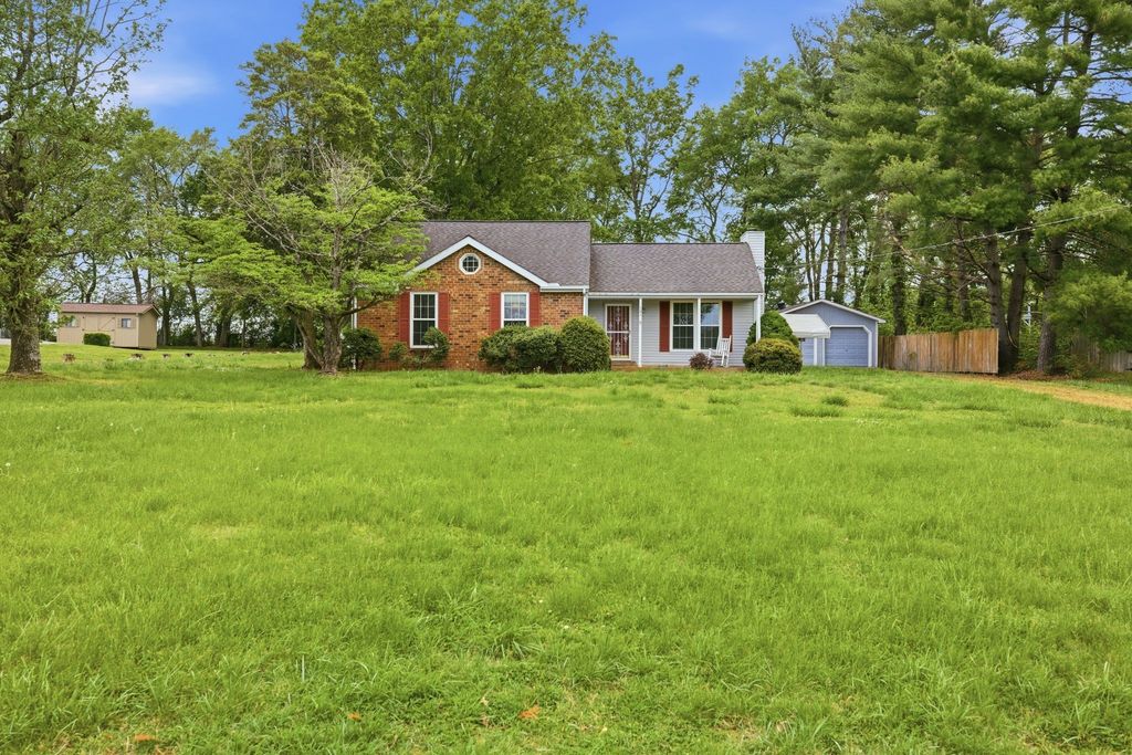 105 Benefield Dr, Smyrna, TN 37167