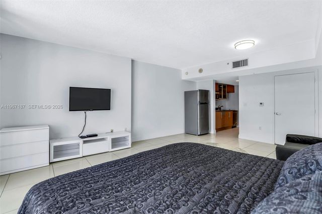 1750 N Bayshore Dr 4507, Miami, FL 33132