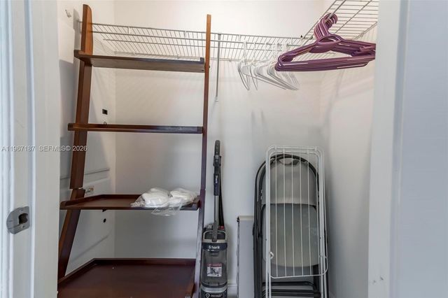 1750 N Bayshore Dr 4507, Miami, FL 33132