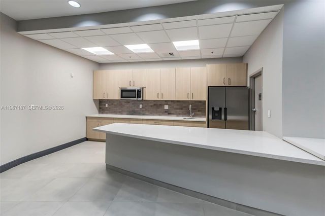 1750 N Bayshore Dr 4507, Miami, FL 33132