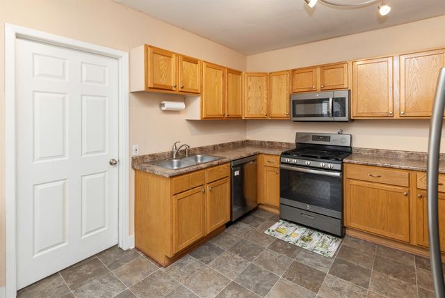 128 Hartford Avenue, Des Moines, IA 50315