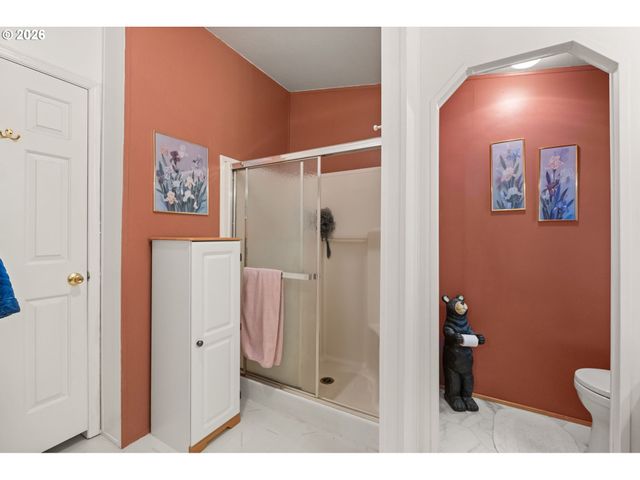 1196 37TH St, Springfield, OR 97478