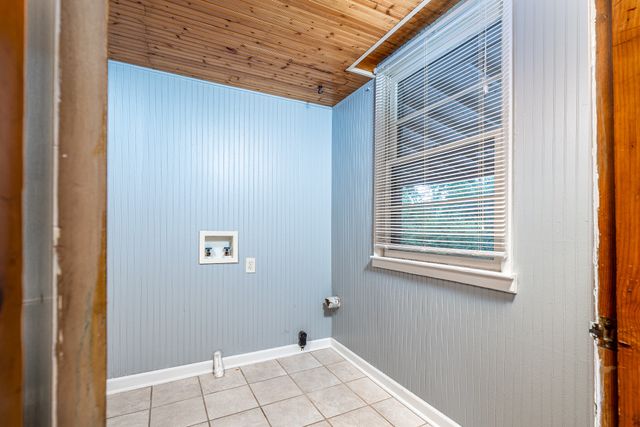 2208A Riverside Dr, Nashville, TN 37216