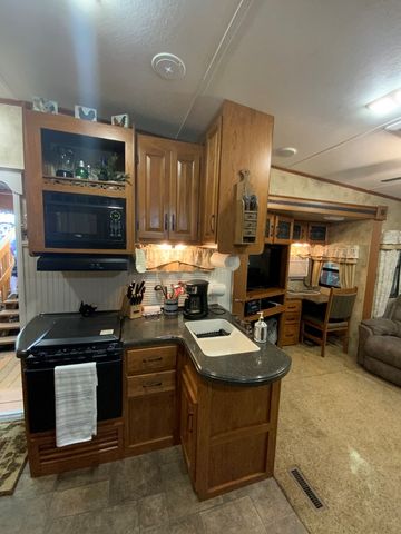 413 26th Street, Ellijay, GA 30540