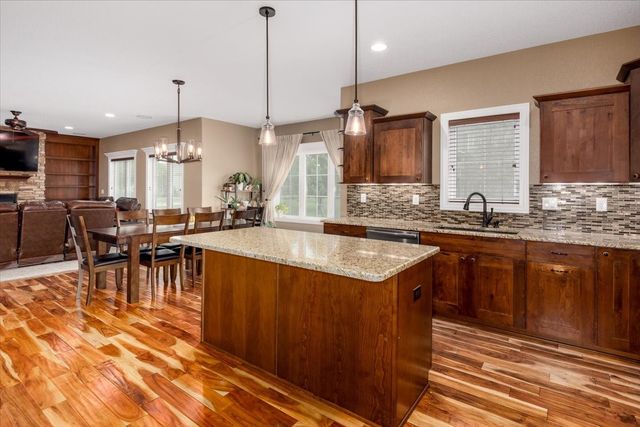 1406 S Sugar Creek Court, West Des Moines, IA 50266
