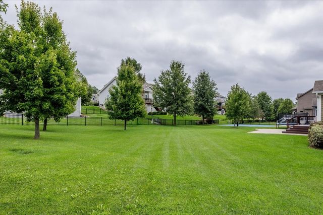 1406 S Sugar Creek Court, West Des Moines, IA 50266