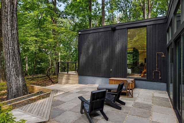 74 BROOKVILLE HOLLOW RD, Stockton, NJ 08559