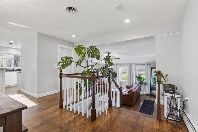 21 Huntington Ave, Methuen, MA 01844