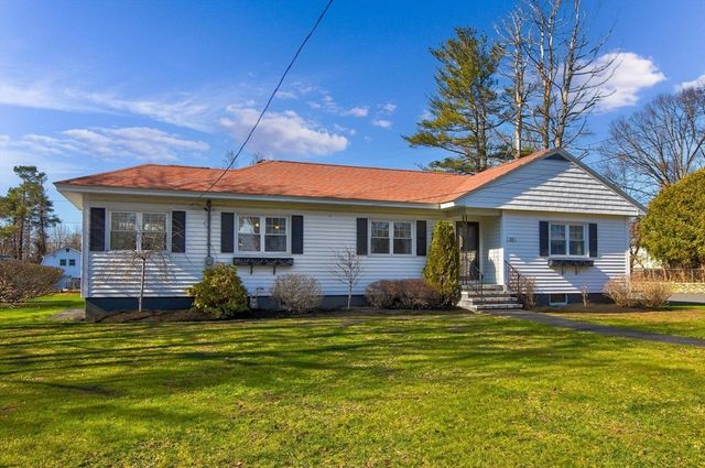 21 Huntington Ave, Methuen, MA 01844