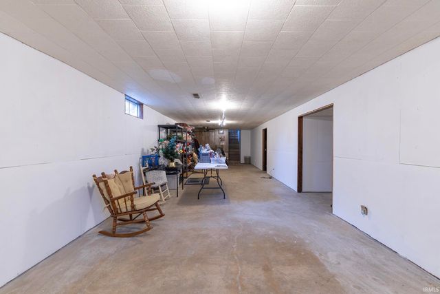 58849 County Road 1, Elkhart, IN 46517