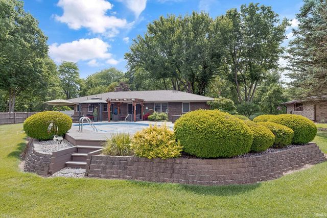 58849 County Road 1, Elkhart, IN 46517