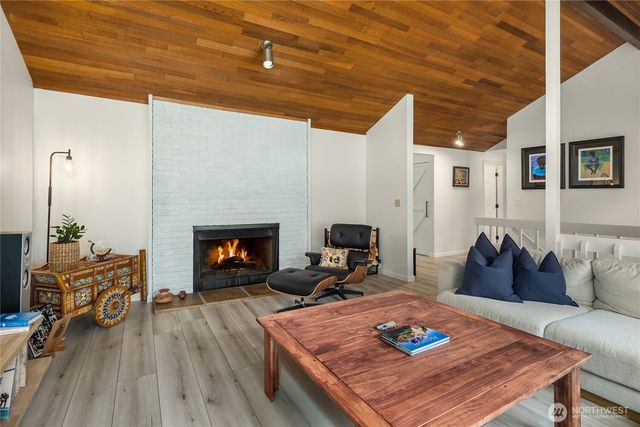 14642 NE 174th Street, Woodinville, WA 98072