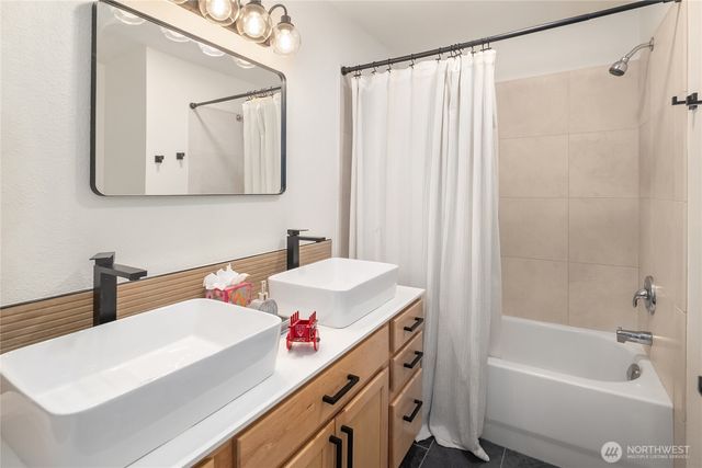 14642 NE 174th Street, Woodinville, WA 98072
