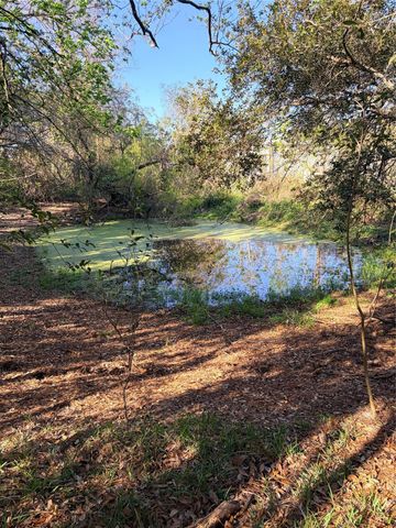 13502 30th Street, Santa Fe, TX 77510