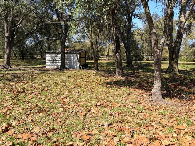 13502 30th Street, Santa Fe, TX 77510