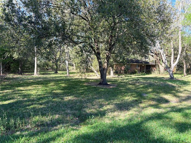 13502 30th Street, Santa Fe, TX 77510