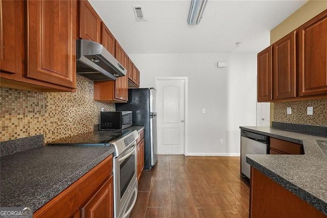 1108 Treymont Lane, Lawrenceville, GA 30045