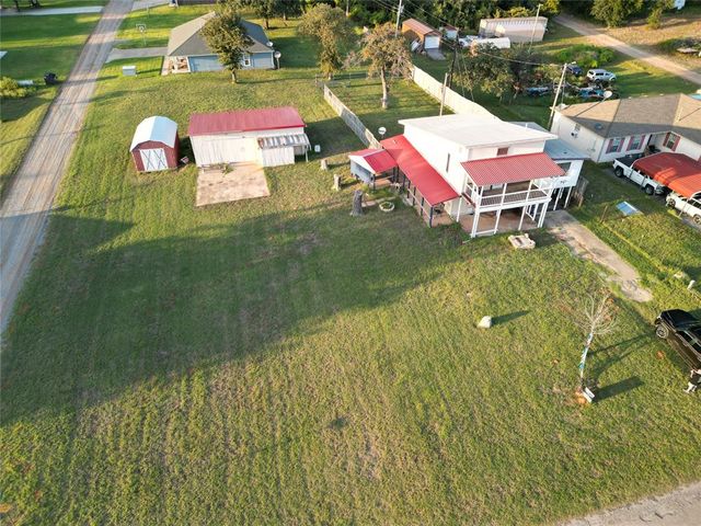 612 Easy Street, Fort Cobb, OK 73038