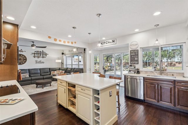 1812 PINE BAY DRIVE, Lake Mary, FL 32746