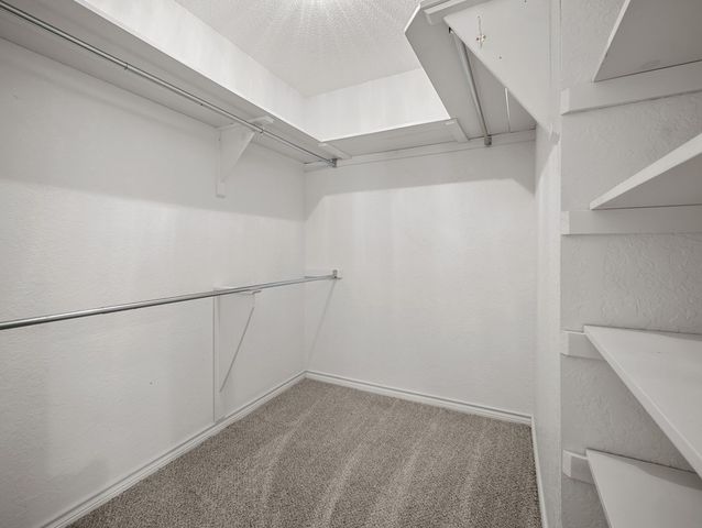 126 Boardwalk Dr, Center Point, TX 78010