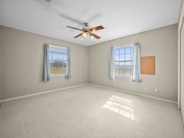 126 Boardwalk Dr, Center Point, TX 78010