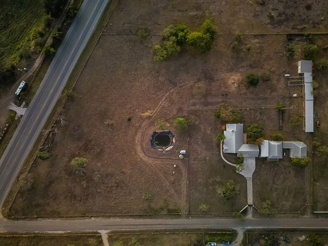 126 Boardwalk Dr, Center Point, TX 78010