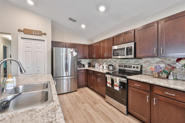 252 CASCARA LANE, Auburndale, FL 33823