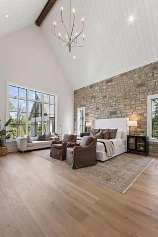 1114 Tyne Blvd, Nashville, TN 37220