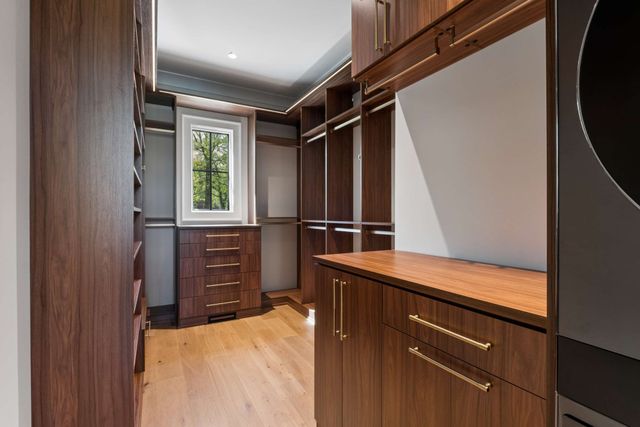 1114 Tyne Blvd, Nashville, TN 37220