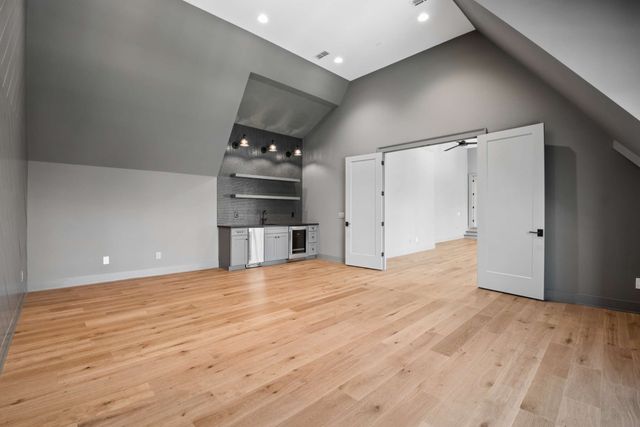 1114 Tyne Blvd, Nashville, TN 37220