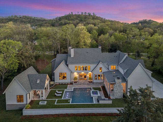 1114 Tyne Blvd, Nashville, TN 37220