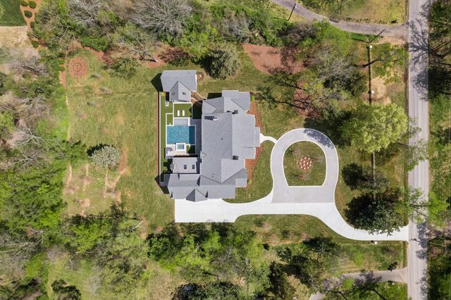1114 Tyne Blvd, Nashville, TN 37220