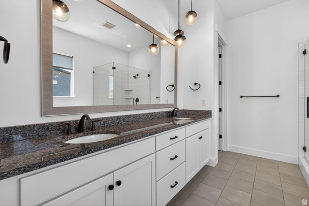 Image 20 of property listing at 4821 W JUNIPER BEND CIR, Herriman, UT 84096
