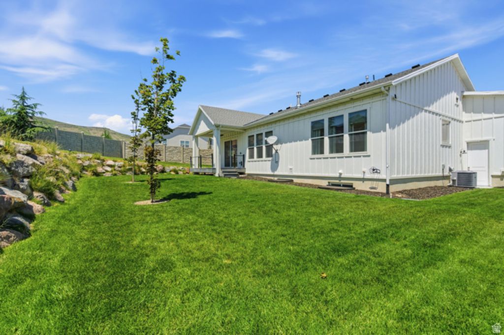 Image 42 of property listing at 4821 W JUNIPER BEND CIR, Herriman, UT 84096