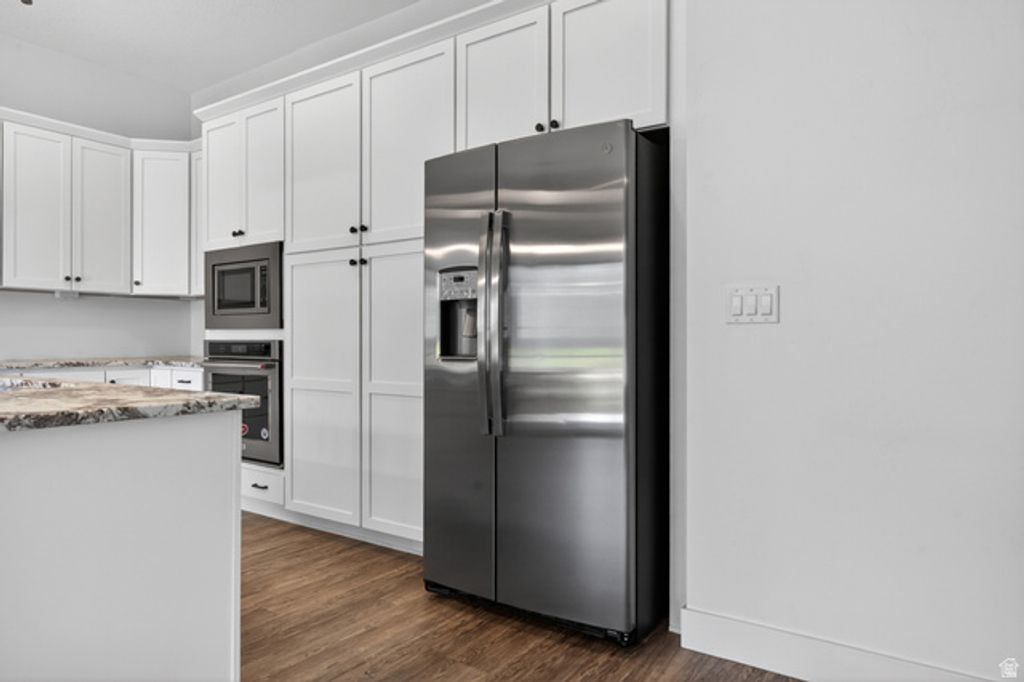 Image 7 of property listing at 4821 W JUNIPER BEND CIR, Herriman, UT 84096