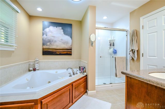 1223 Green Timber Trail, Washington Twp, OH 45458