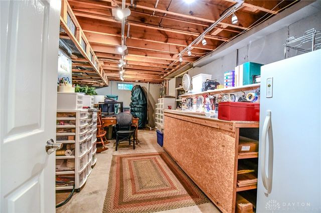 1223 Green Timber Trail, Washington Twp, OH 45458